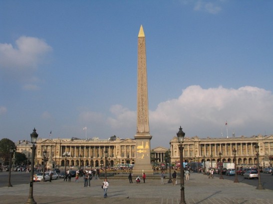 Obelisk-at-Place-de-la-Concorde-Pictures-1-1